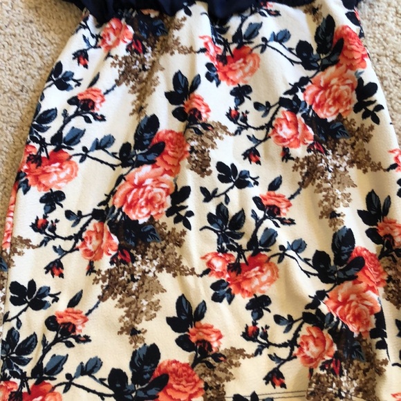 Dresses. Black and blue floral.  Size small - Picture 3 of 7
